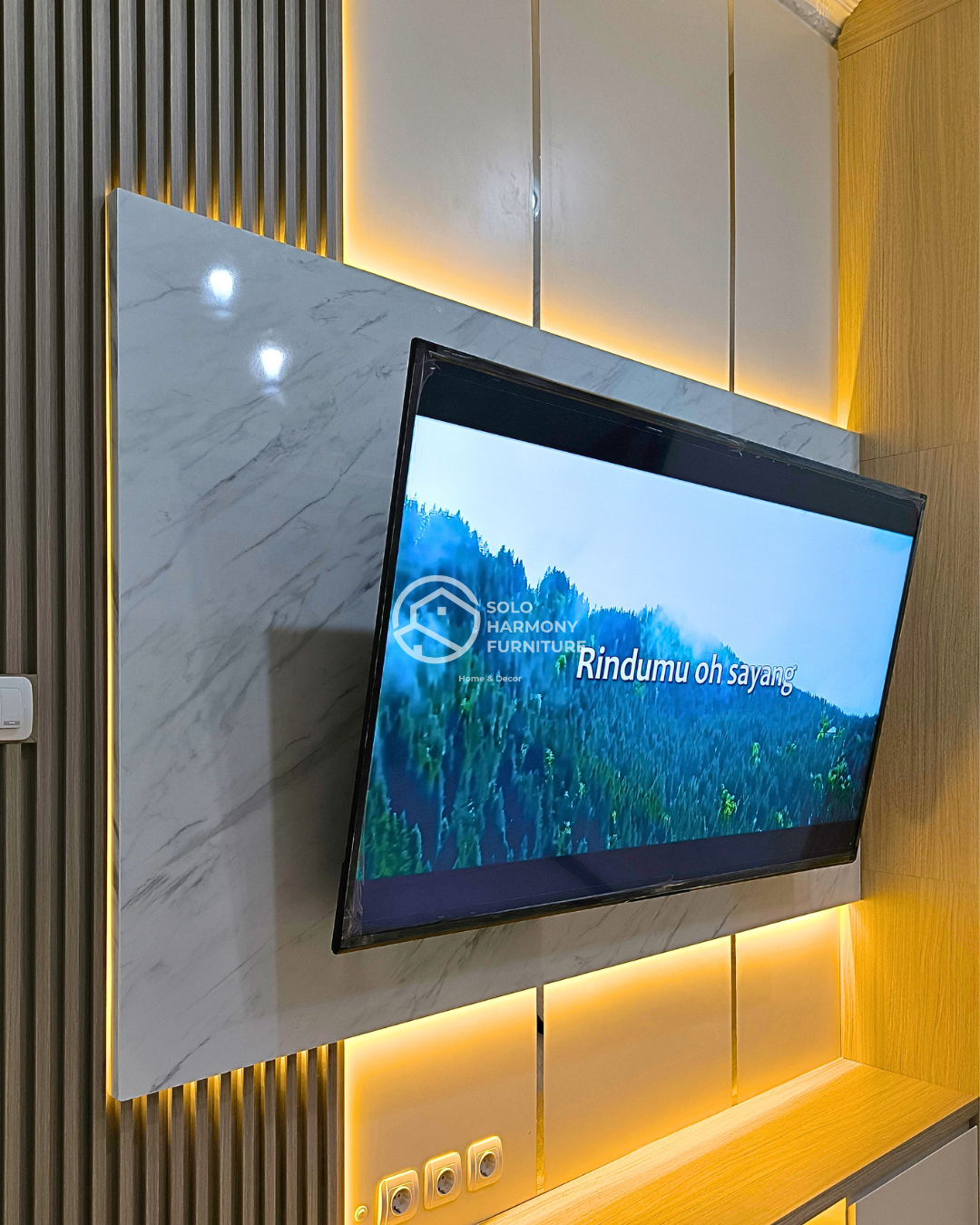 Backdrop Tv - Bu Welly — Backdrop TV foto 3 di Banyuanyar, Solo