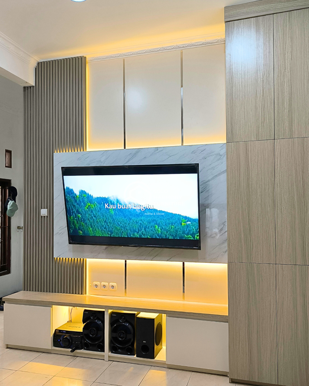 Backdrop Tv - Bu Welly — Backdrop TV foto 4 di Banyuanyar, Solo