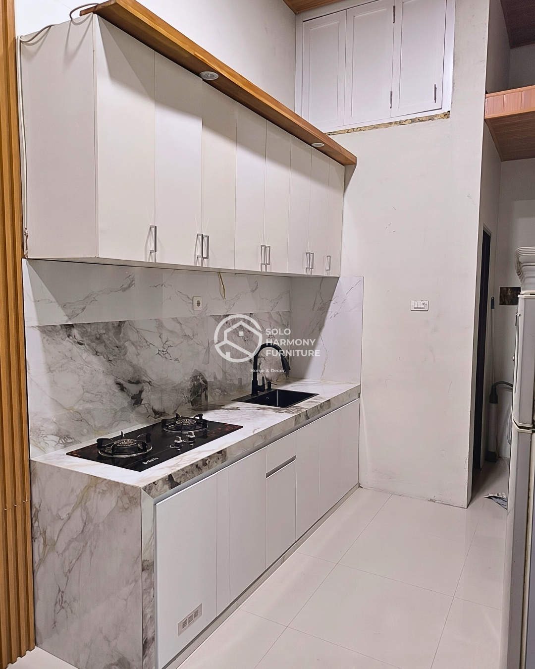 Kitchenset Atas bawah minimalis modern — Kitchen Set foto 6 di Colomadu, Karanganyar