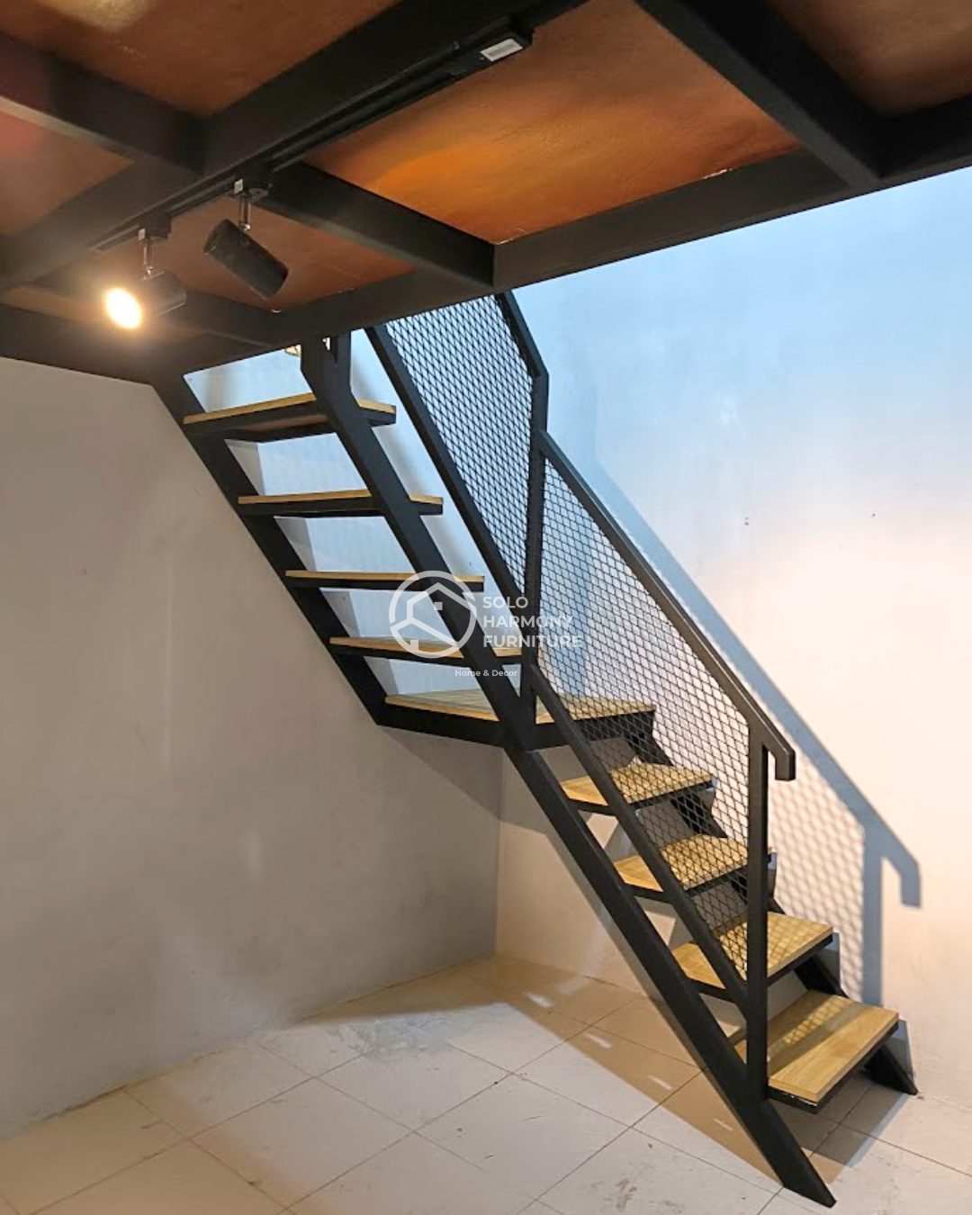 Mezanin Industrial Minimalis — Interior foto 3 di Boyolali