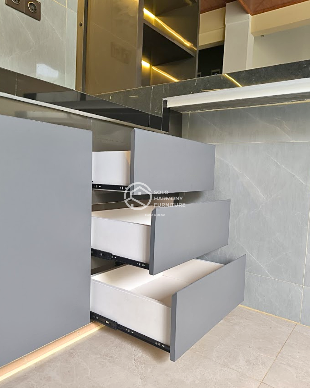 Kitchen Set Elegan — Kitchen Set foto 4 di Sukoharjo