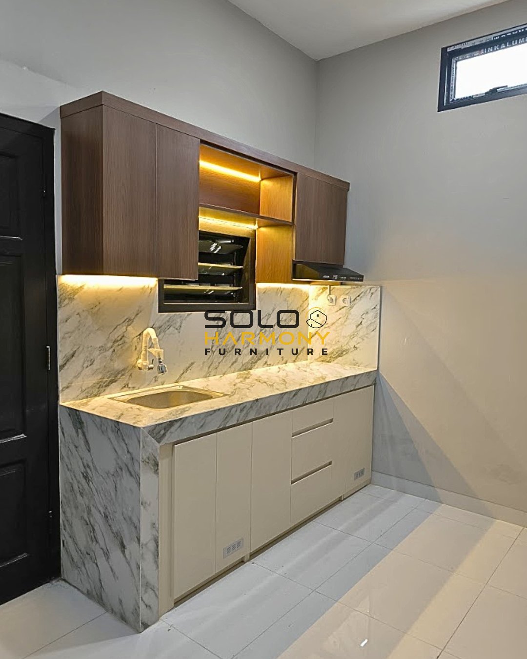 Kitchenset Minimalis atas bawah — Kitchen Set foto 2 di Karangasem, solo
