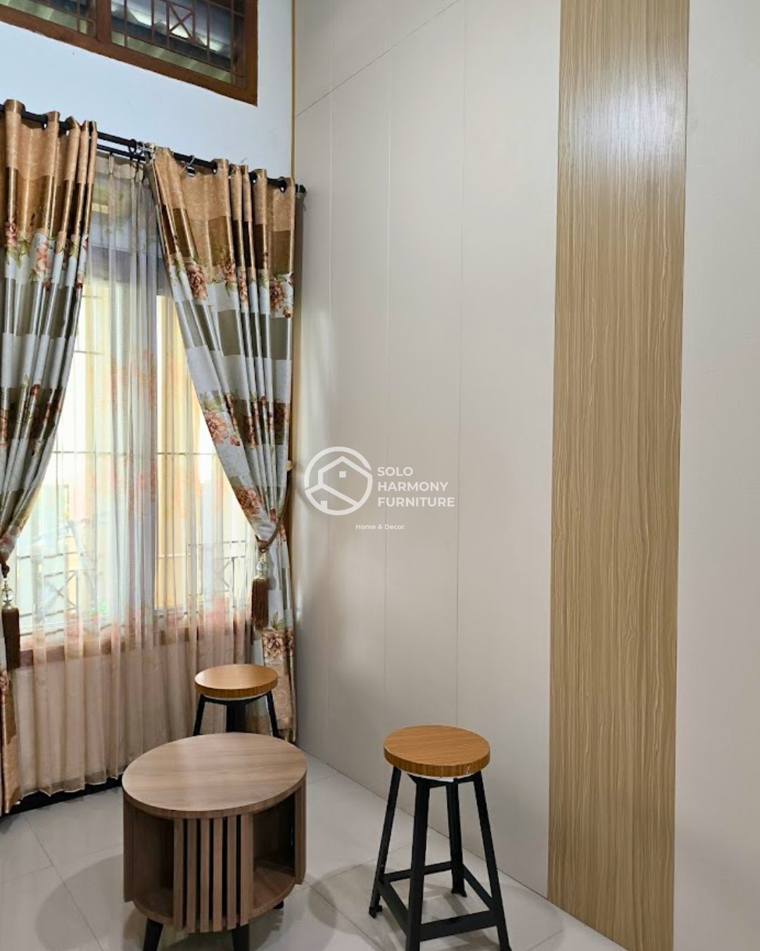 Sentuhan Elegan Pada Dinding — Interior foto 3 di Baturan, Colomadu