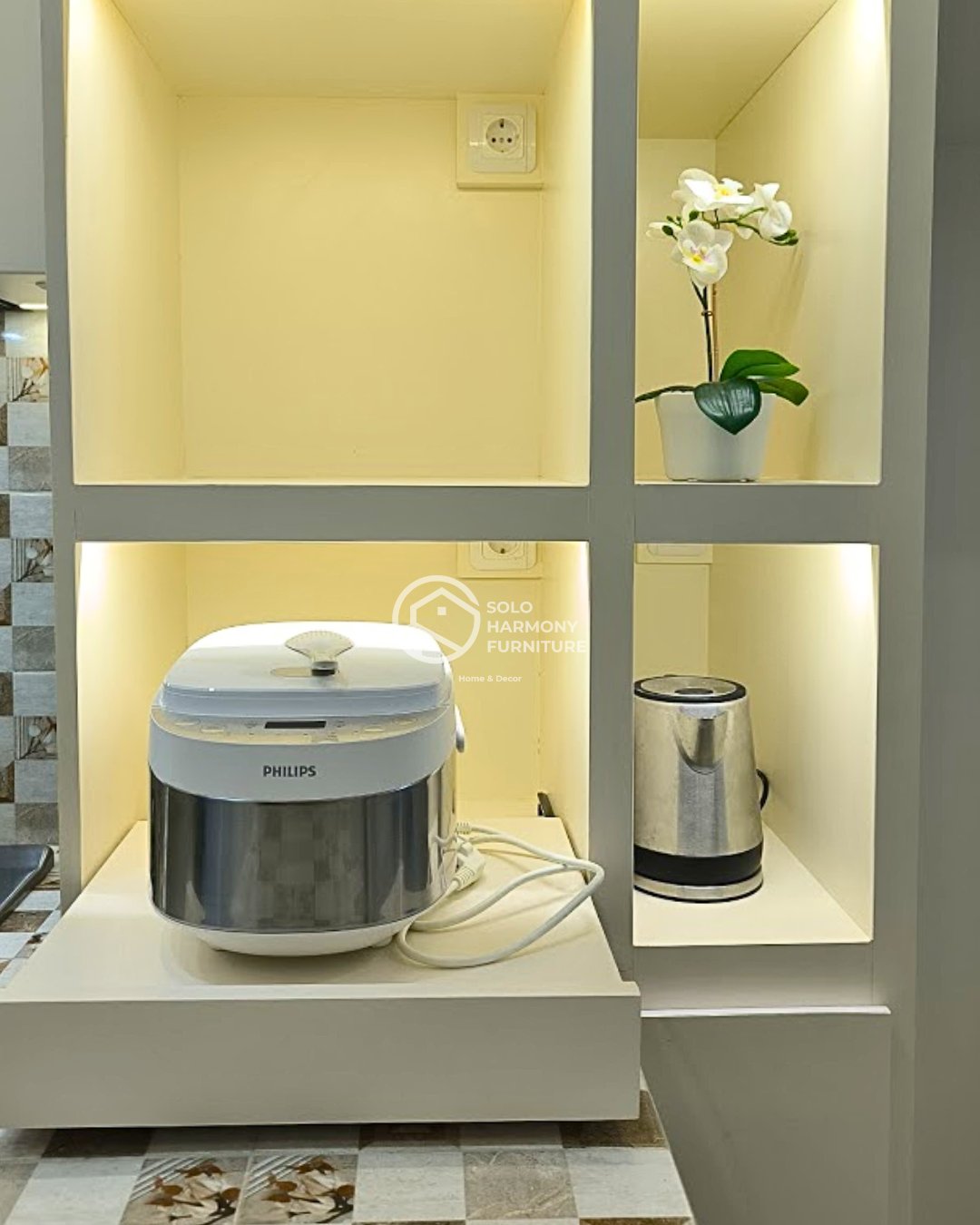Kitchenset Mewah Minimalis. — Kitchen Set foto 9 di Mojosongo, Surakarta