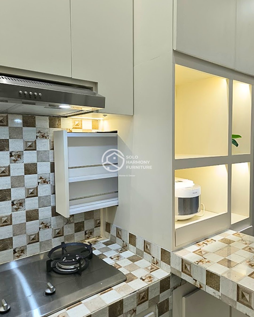 Kitchenset Mewah Minimalis. — Kitchen Set foto 11 di Mojosongo, Surakarta