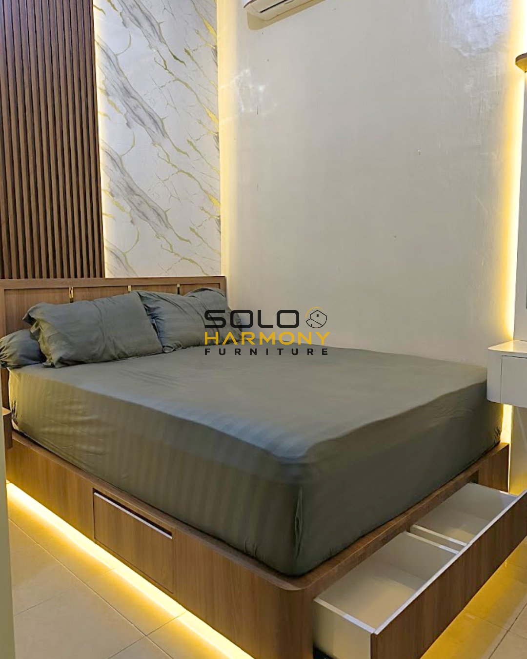Set Kamar Modern Minimalis Elegan — Kak Azza — Interior foto 6 di Kartasura - Sukoharjo