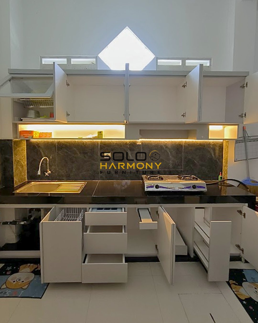 Kitchen Set Minimalis Modern - Pak Hary — Kitchen Set foto 3 di Colomadu, Karanganyar