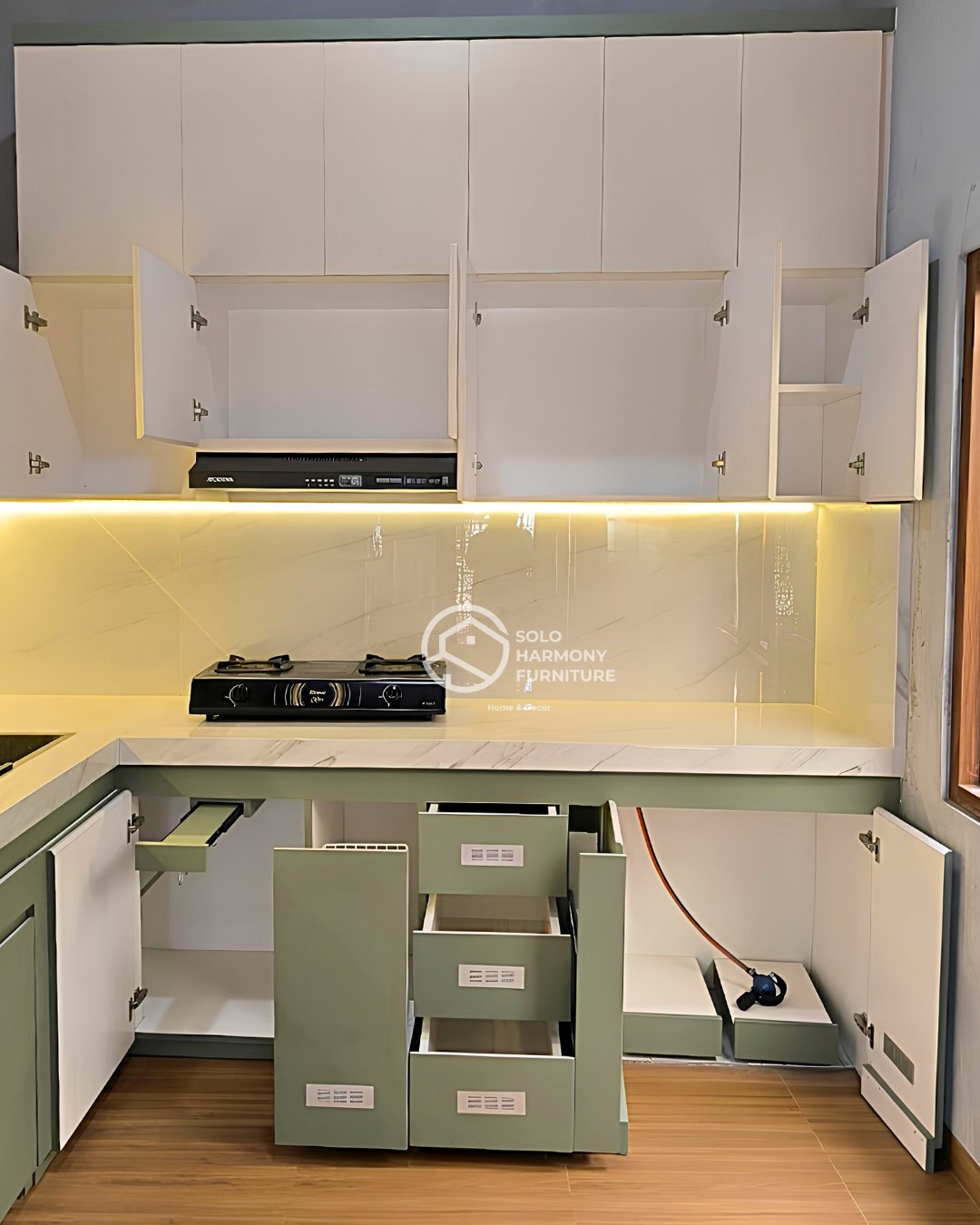 Kitchen Set L-Shape Sage Green — Bapak Aan — Kitchen Set foto 8 di Kadipiro, Solo