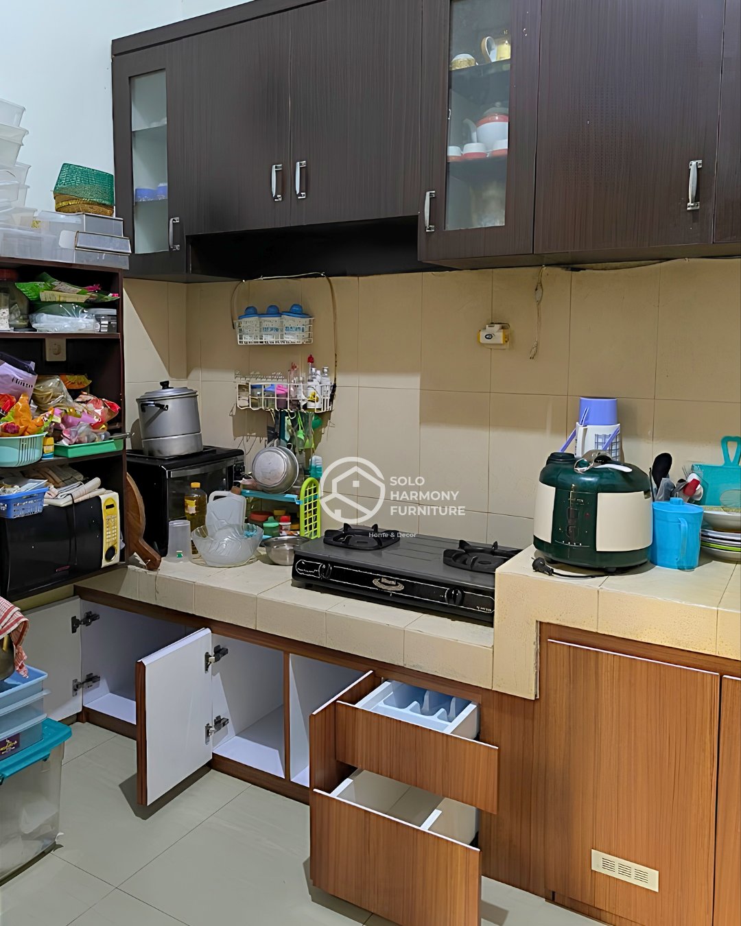 Custom Kabinet Kitchen Set Bawah — Kitchen Set foto 4 di Baturan, Colomadu, Karanganyar