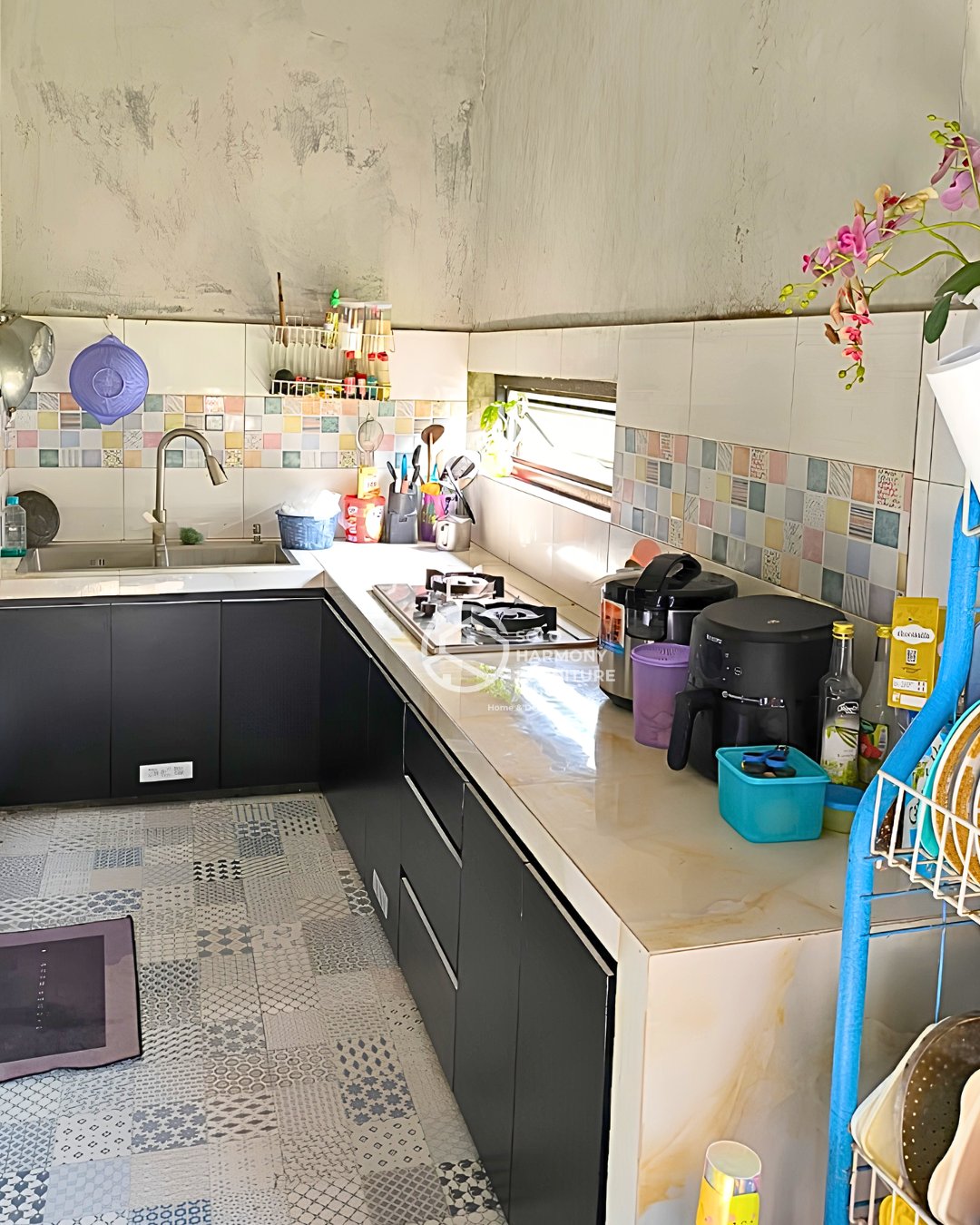 Custom Kabinet Kitchen Set Bawah L-Shap — Kitchen Set foto 3 di Sukoharjo
