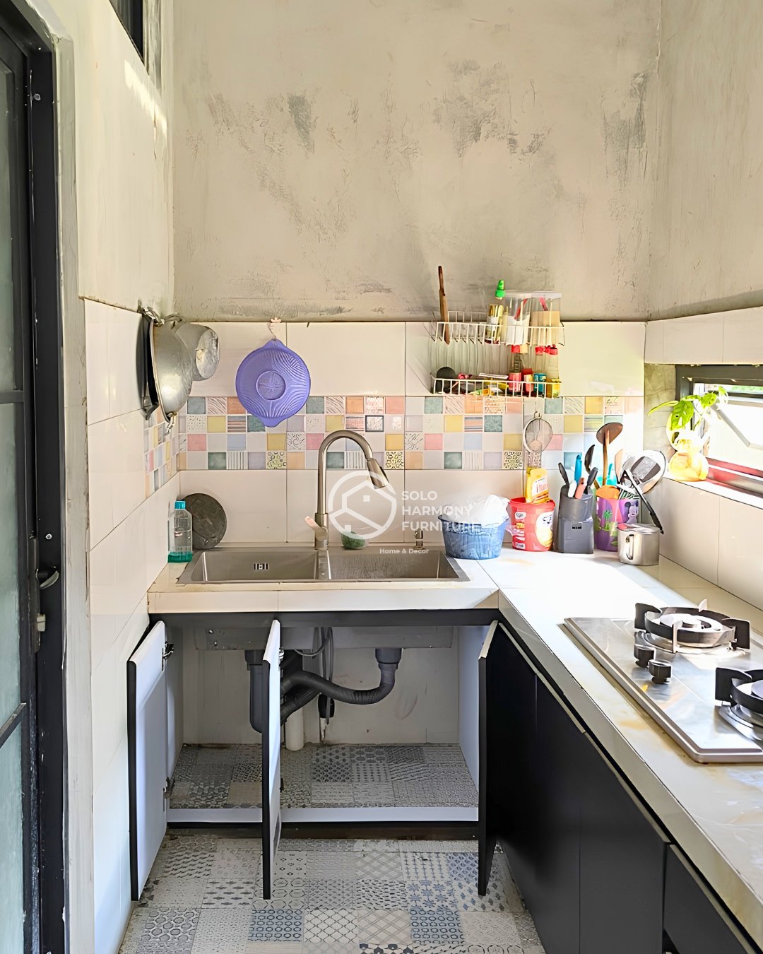 Custom Kabinet Kitchen Set Bawah L-Shap — Kitchen Set foto 6 di Sukoharjo
