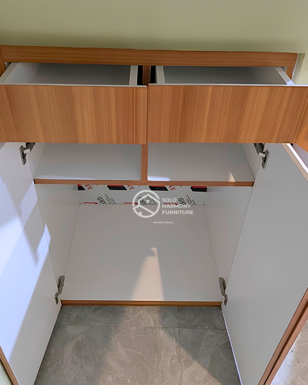 Storage Bawah Tangga Minimalis — Interior foto 5 di Gentan, Sukoharjo