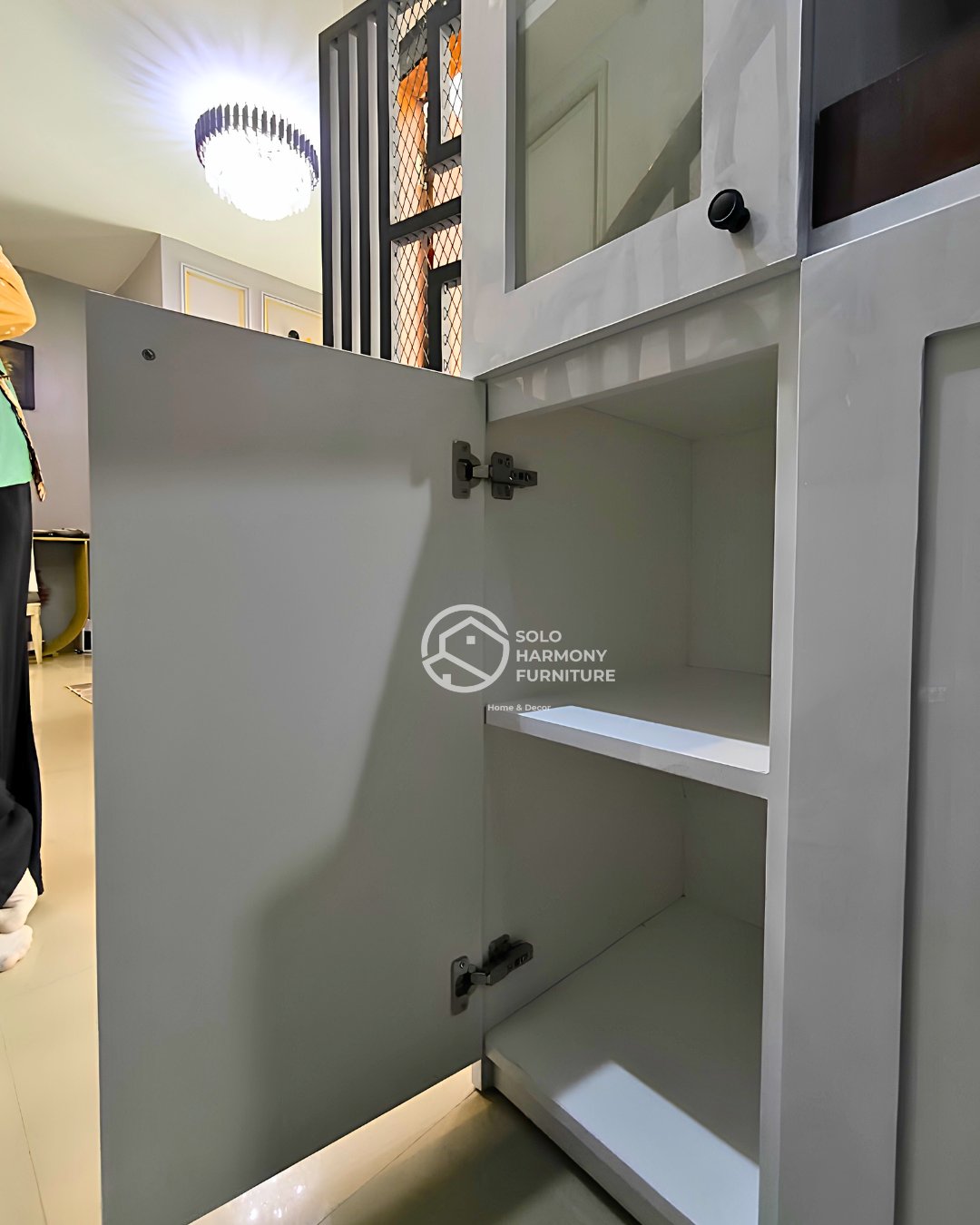 Custom Minimalist Pantry Cabinet — Lemari foto 4 di D'cendana, Colomadu, Karanganyar