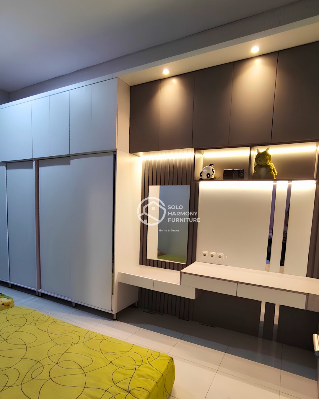 Furnitur Kamar Multifungsi Terintegrasi — Lemari foto 2 di Jebres, Solo