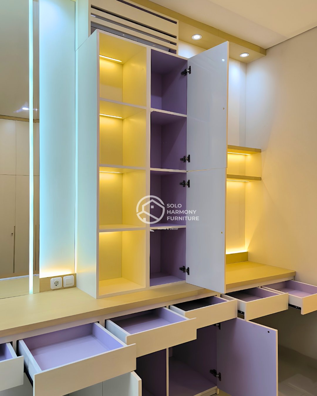 Set Kamar Tidur Utama Japandi Mewah — Interior foto 13 di Casablanca Signature Singopuran, Sukoharjo