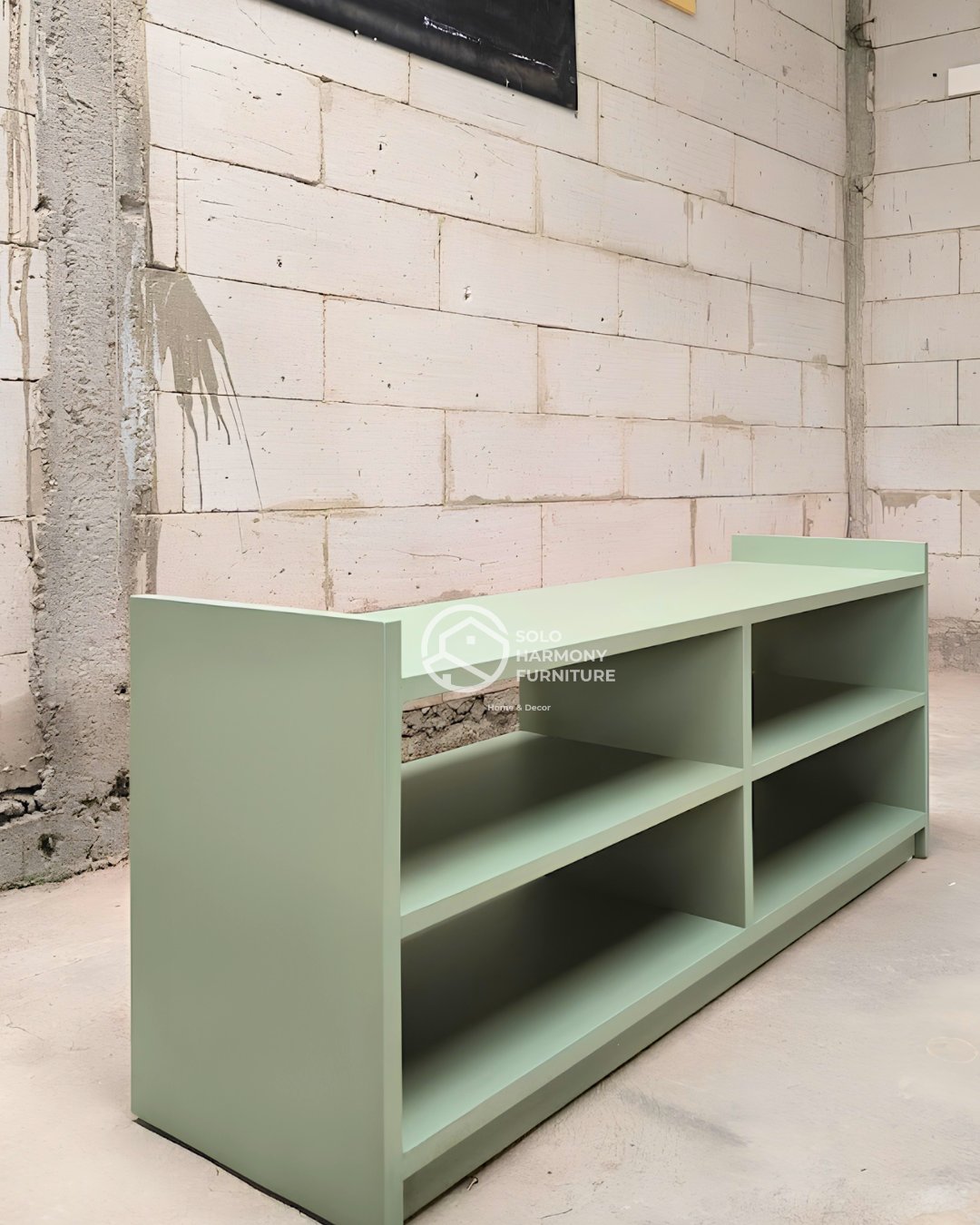 Sage Green Minimalist Shoe Bench — Interior foto 2 di Boyolali