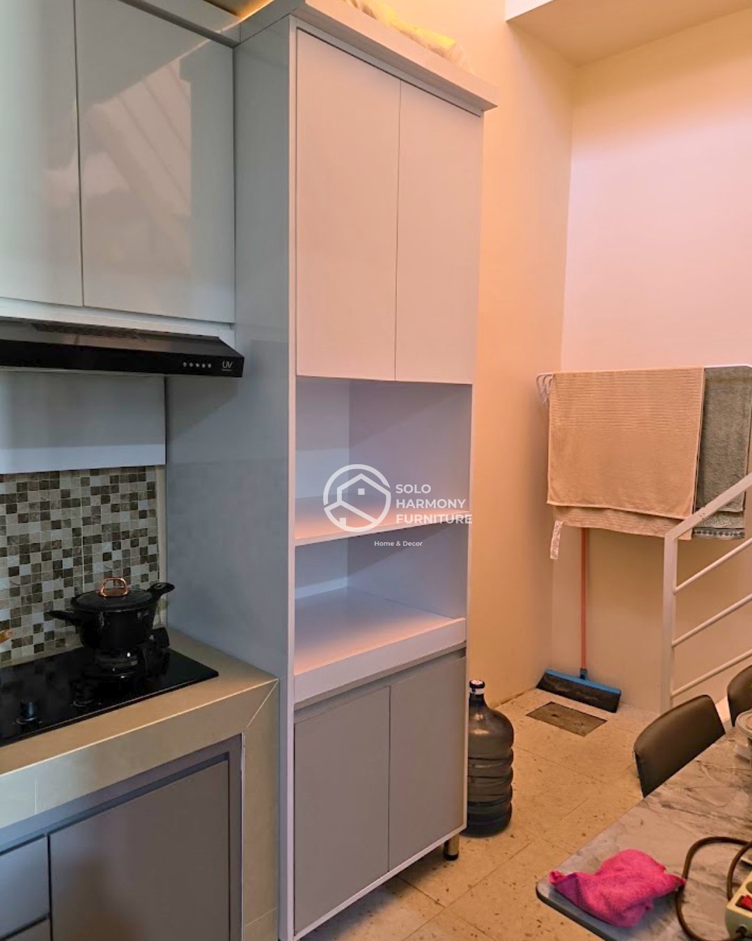 Lemari Makanan & Elektronik Dapur Custom — Lemari foto 4 di Colomadu, Karanganyar