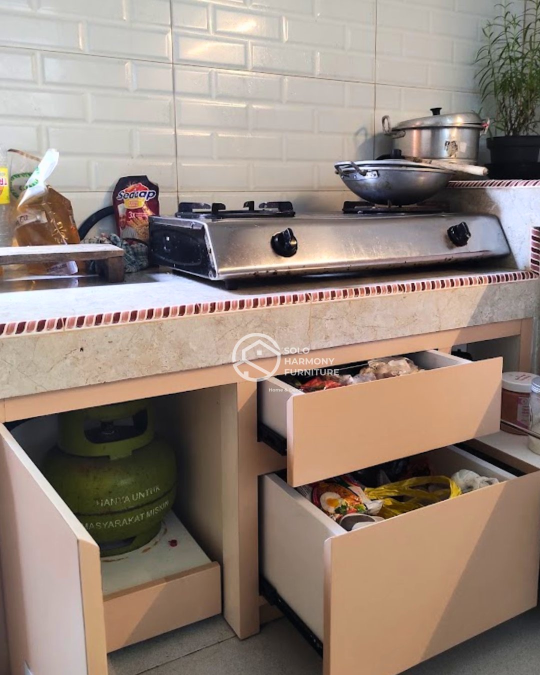 Kitchen Set Sudut Minimalis — Kitchen Set foto 8 di Wonogiri