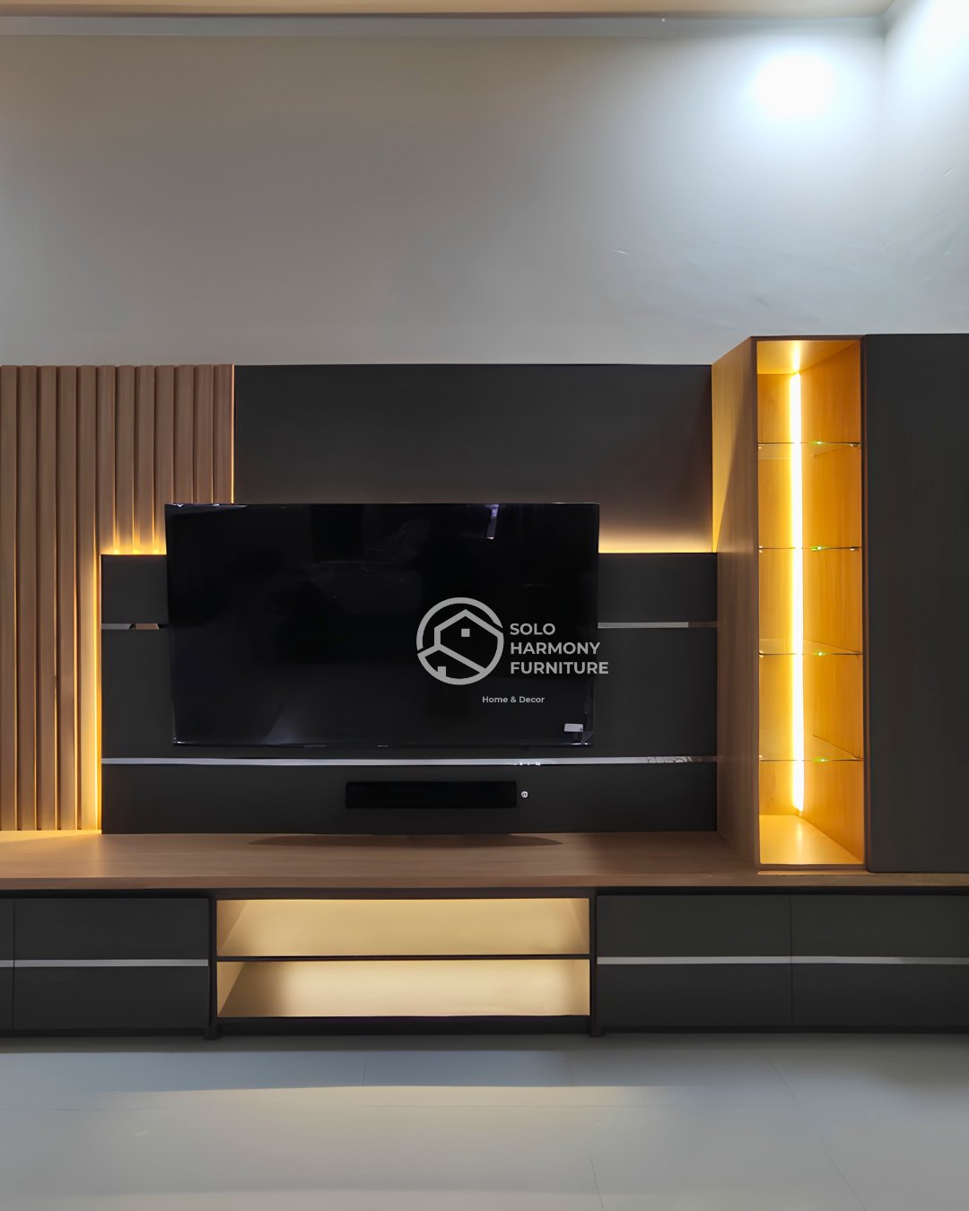 TV Backdrop & Glass Display Cabinet — Backdrop TV foto 2 di Delanggu, Klaten