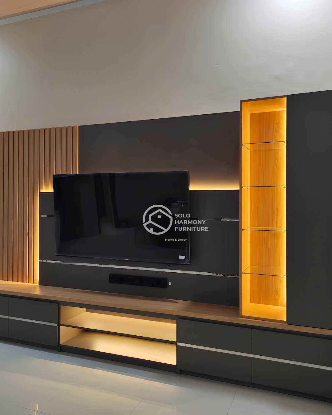 TV Backdrop & Glass Display Cabinet — Backdrop TV foto 3 di Delanggu, Klaten