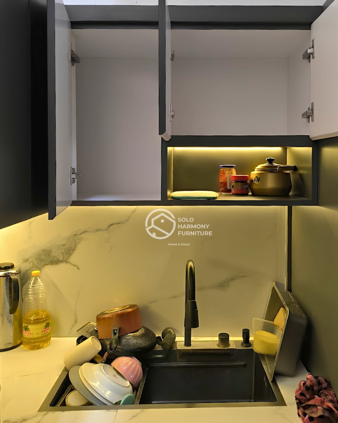 Modern L-Shape Dark Charcoal Kitchen Set — Kitchen Set foto 5 di D'Cendana Colomadu, Karanganyar.