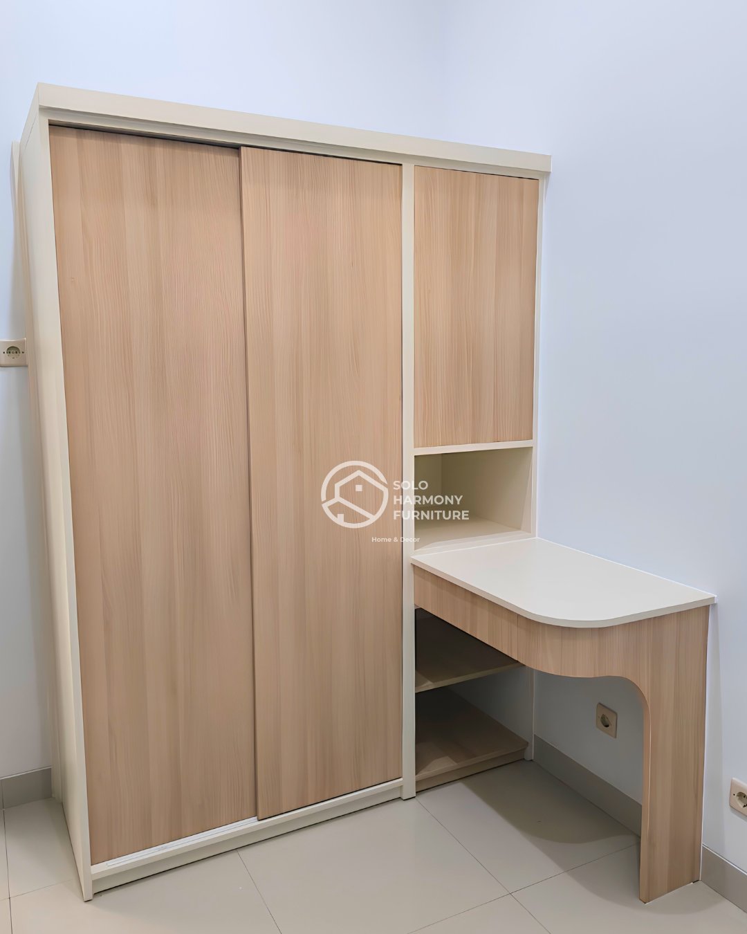 Lemari Pakaian & Meja Kerja Minimalis — Lemari foto 5 di Perum Griya Cemara, Gumpang, Kartasura, Sukoharjo