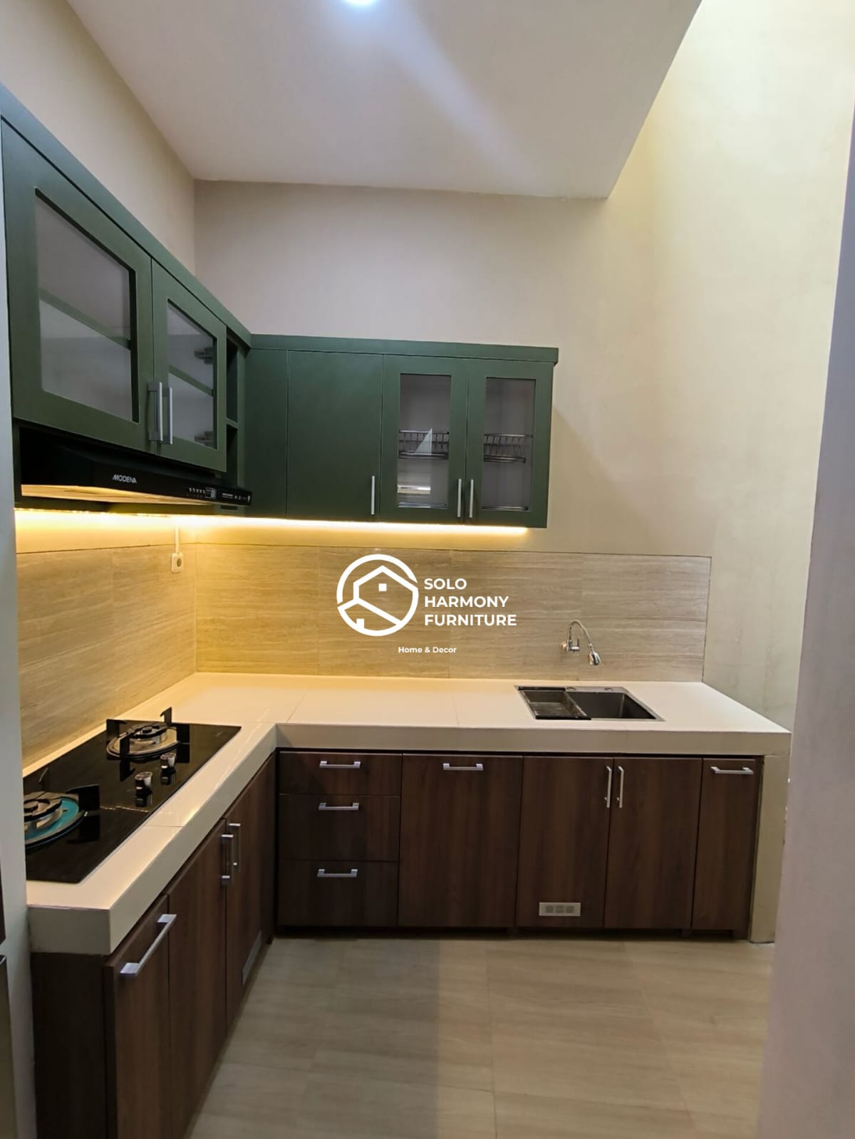 Kitchen Set Kitchenset Kontemporer di Solo — Solo Harmony Furniture