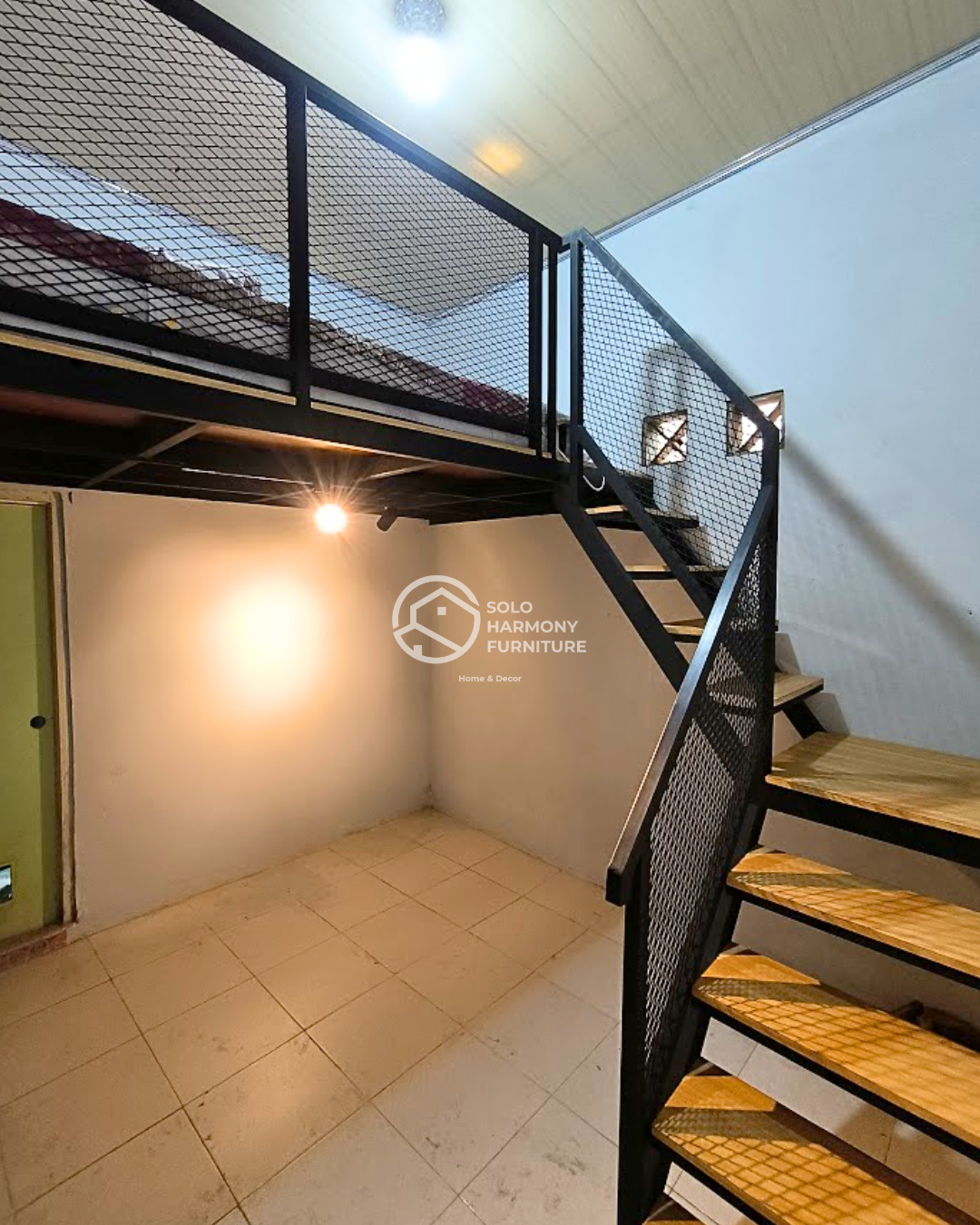 Interior custom Mezanin Industrial Minimalis di Boyolali · Solo Harmony Furniture Soloraya
