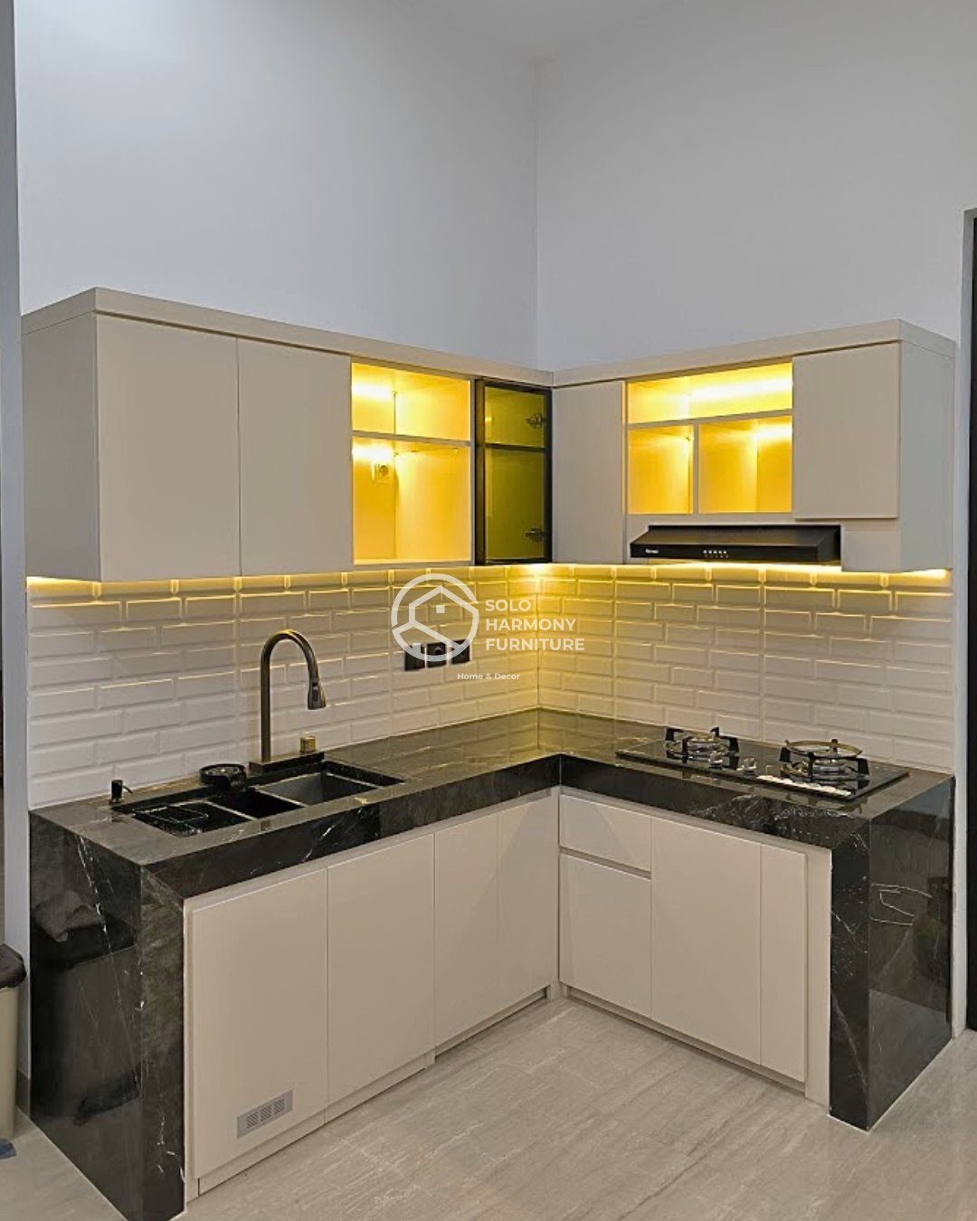 Kitchen Set Kitchen Set Minimalis Letter L Elegan di Gentan, Sukoharjo — Solo Harmony Furniture
