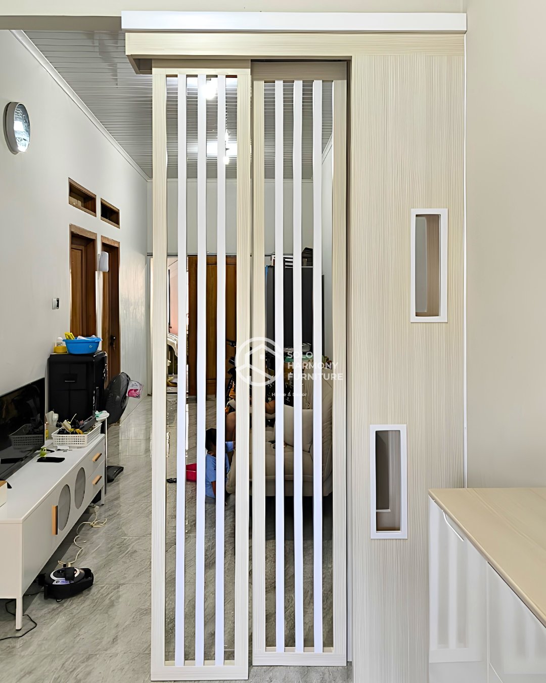 Partisi Sliding Minimalis — Bu Riska Sumber, Banjarsari, Solo — custom furniture Solo Solo Harmony