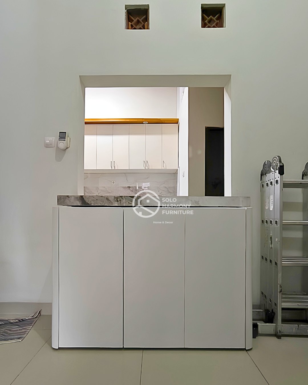 Custom Minimalist Mobile Cabinet — Lemari di Colomadu, Karanganyar · Solo Harmony Furniture Soloraya