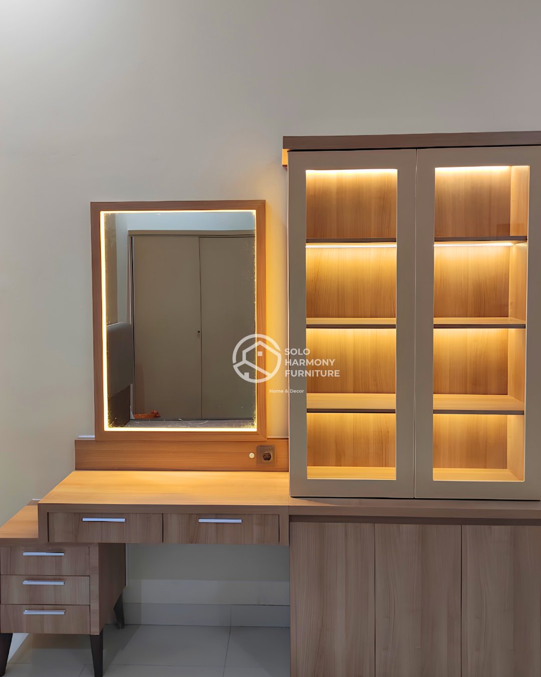 Meja Rias — Interior di Sragen · Solo Harmony Furniture Soloraya