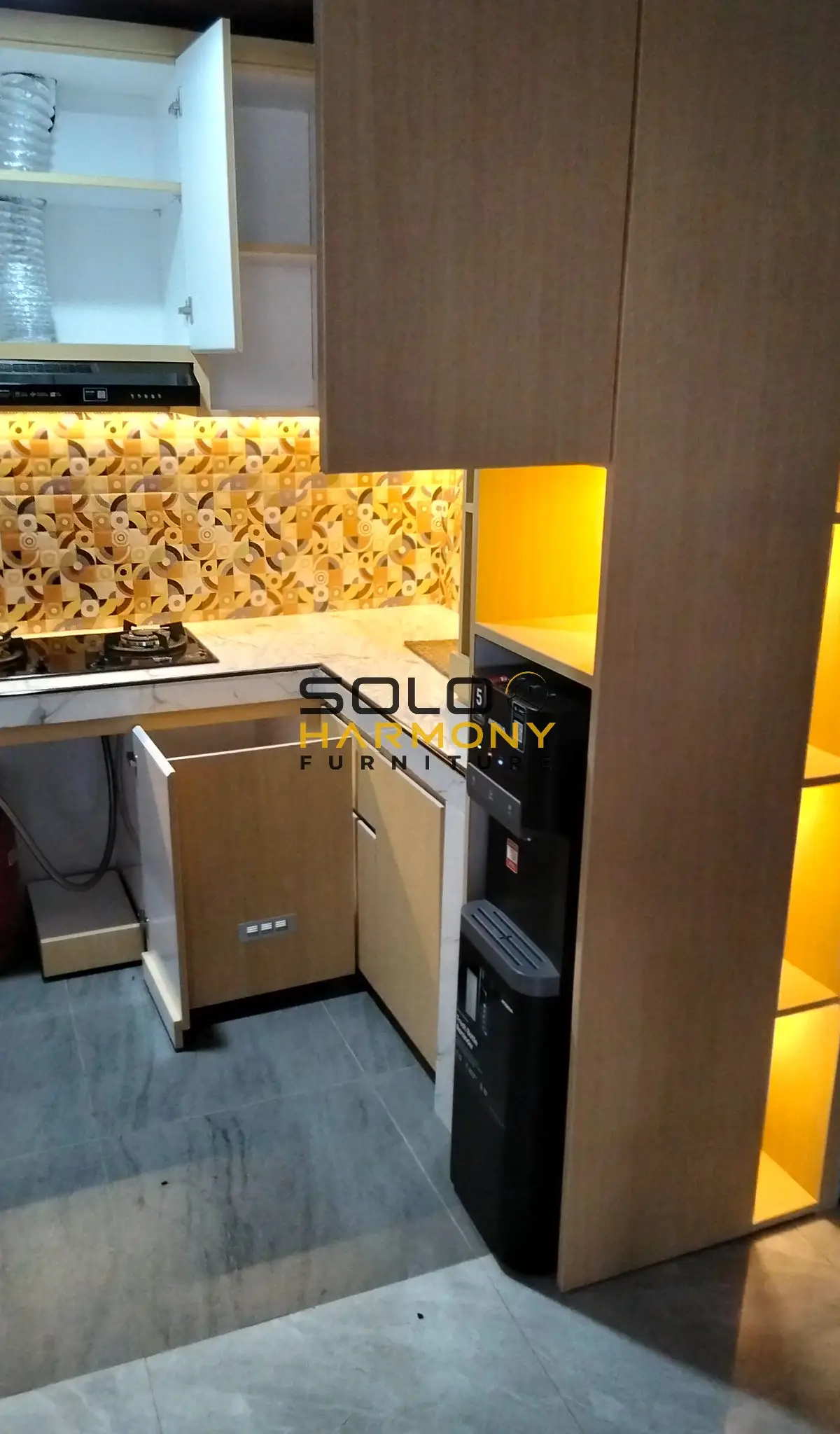 Kitchen Set Kitchenset — Ibu Katon di Gumpang , Sukoharjo — Solo Harmony Furniture