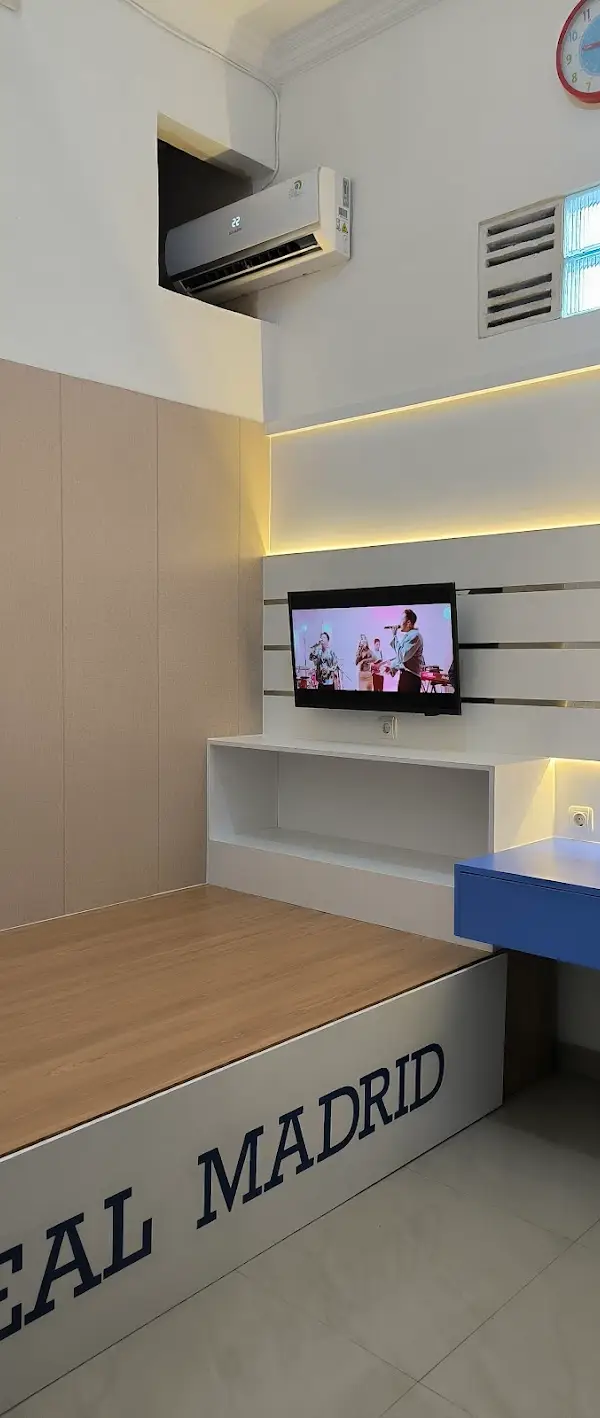 Interior Full Set kamar anak — Pak Hanggas di Semarang — Solo Harmony Furniture