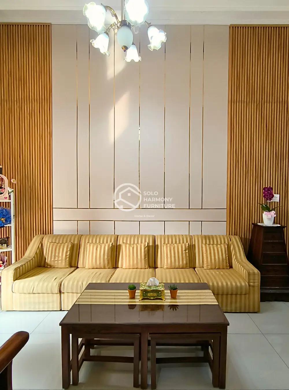 Interior Ruang Tamu - Bu Wahyu — Interior foto 3 di Colomadu, Karanganyar