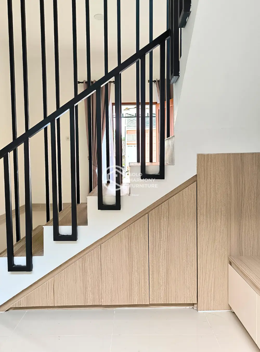 Backdrop TV & Multifunction Understairs Cabinet — Backdrop TV foto 4 di Solo Baru, Sukoharjo