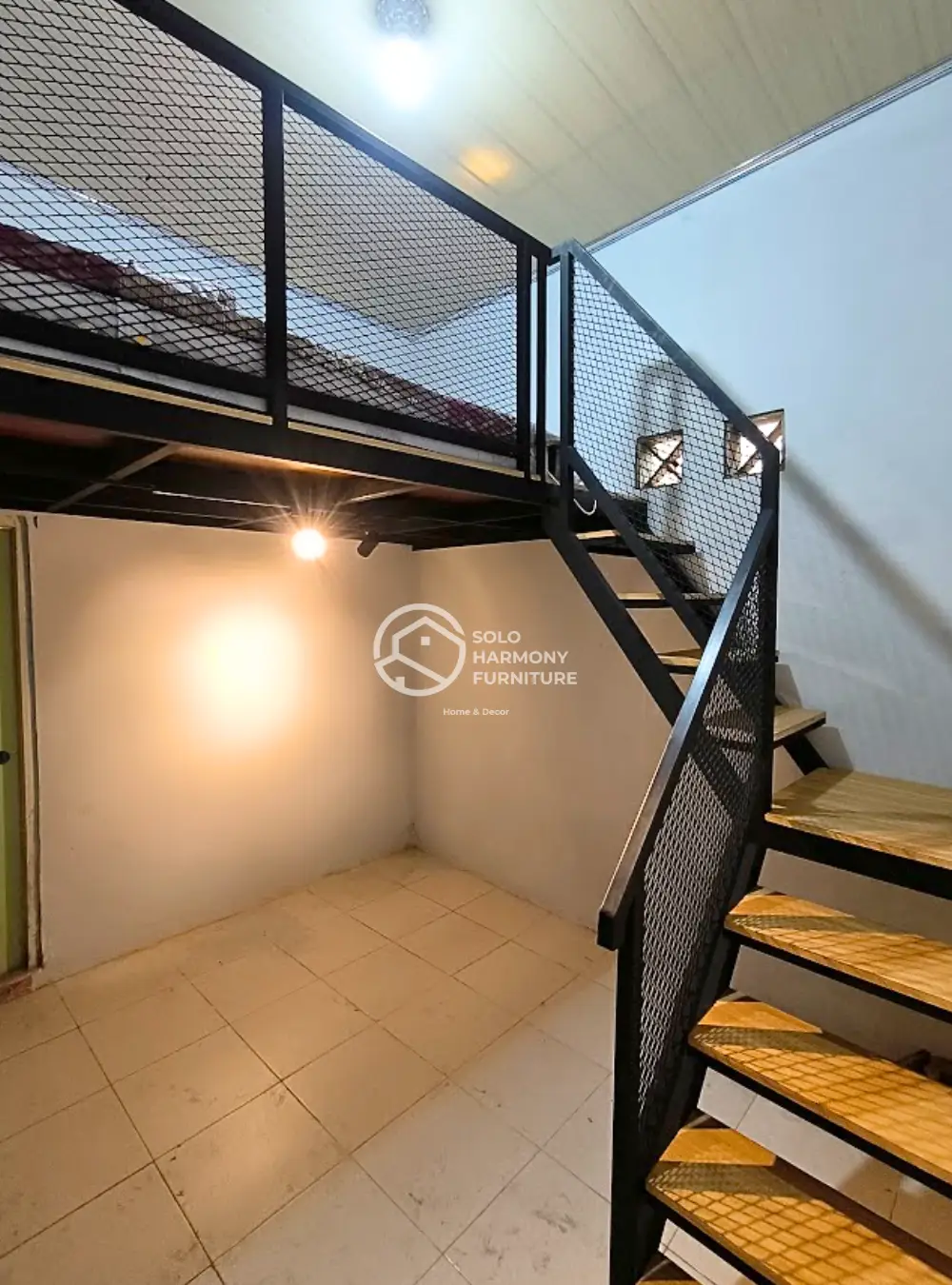 Mezanin Industrial Minimalis — Interior foto 2 di Boyolali