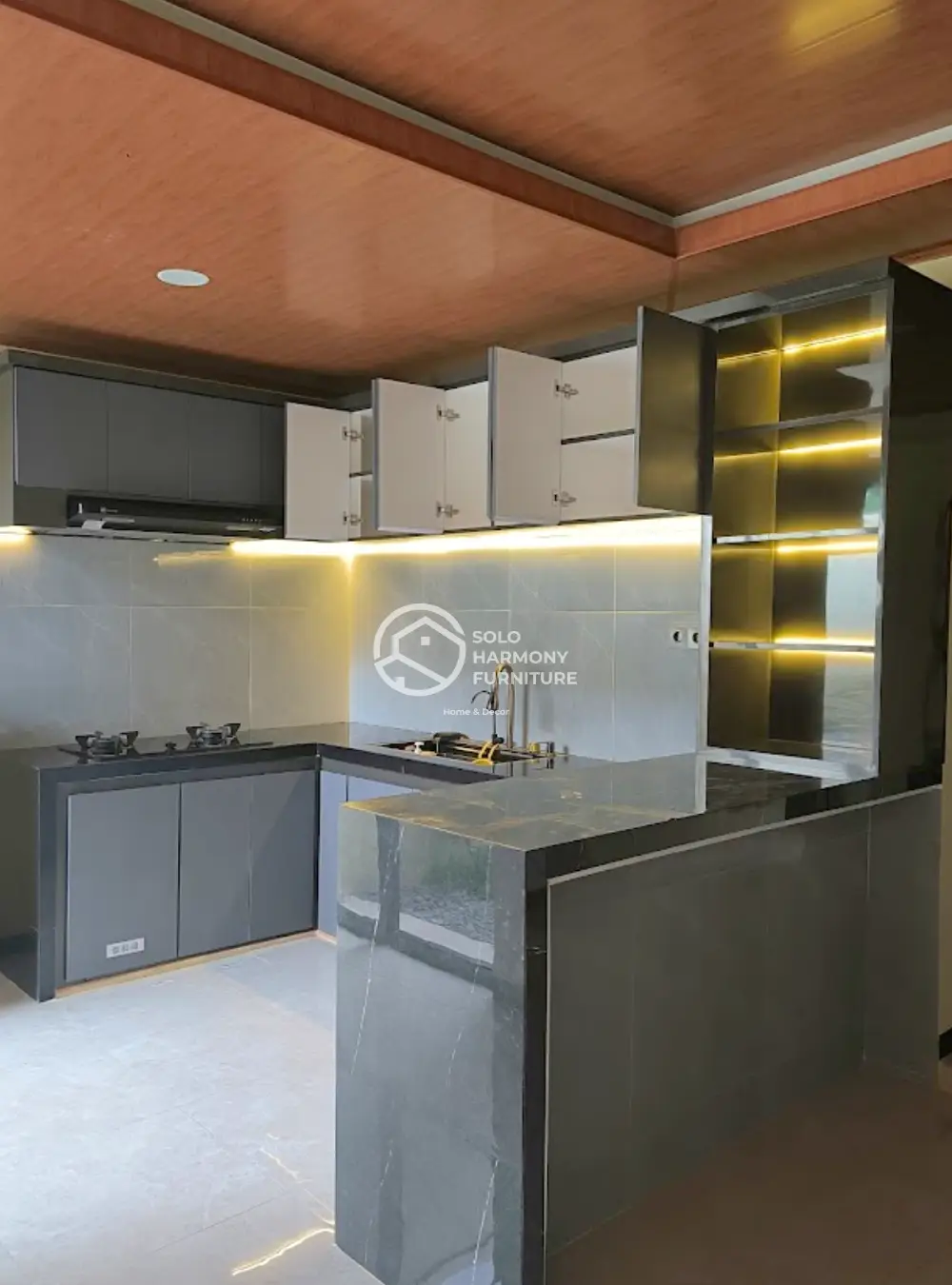 Kitchen Set Elegan — Kitchen Set foto 3 di Sukoharjo