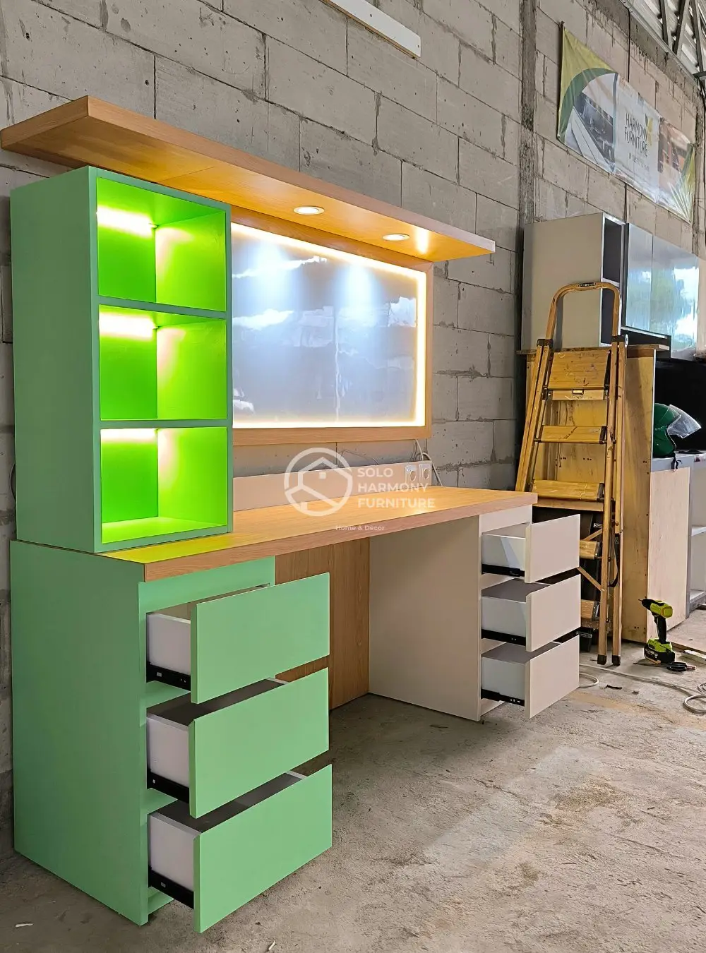 Meja Belajar Anak Minimalis Modern — Interior foto 2 di Salatiga