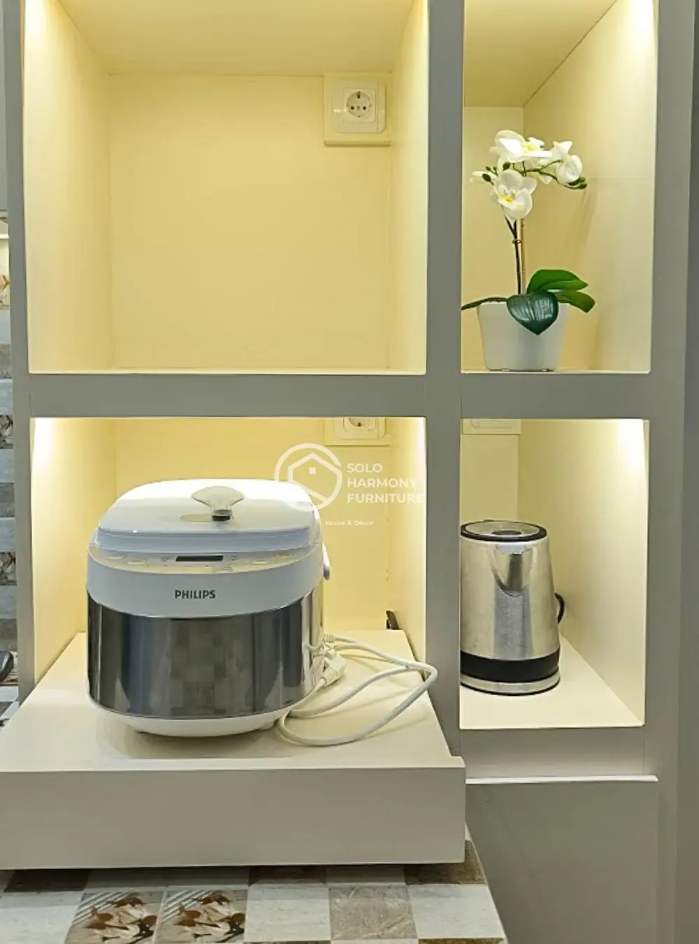 Kitchenset Mewah Minimalis. — Kitchen Set foto 9 di Mojosongo, Surakarta