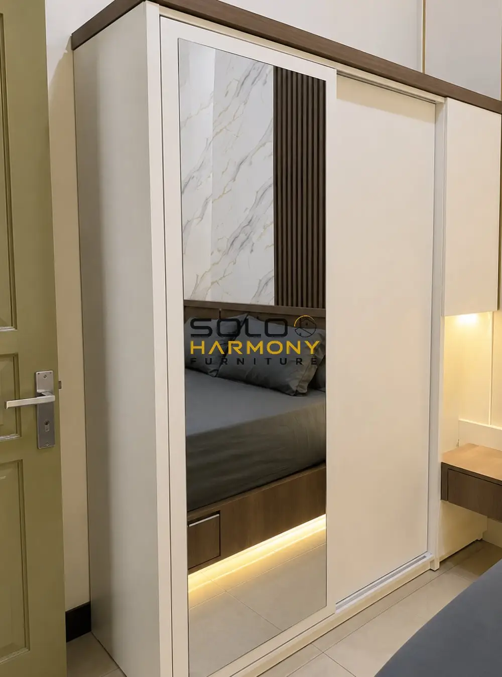 Set Kamar Modern Minimalis Elegan — Kak Azza — Interior foto 2 di Kartasura - Sukoharjo