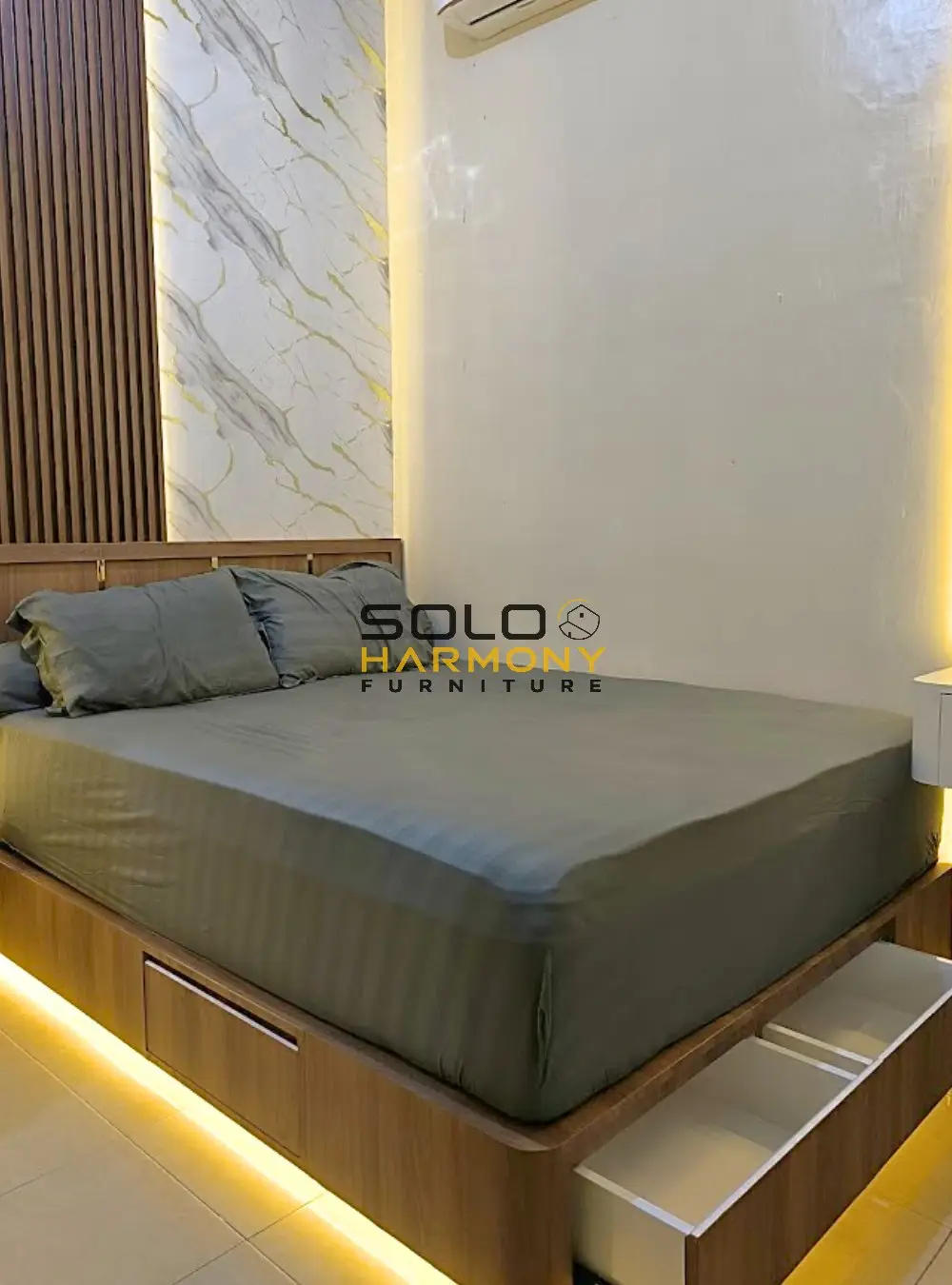 Set Kamar Modern Minimalis Elegan — Kak Azza — Interior foto 6 di Kartasura - Sukoharjo