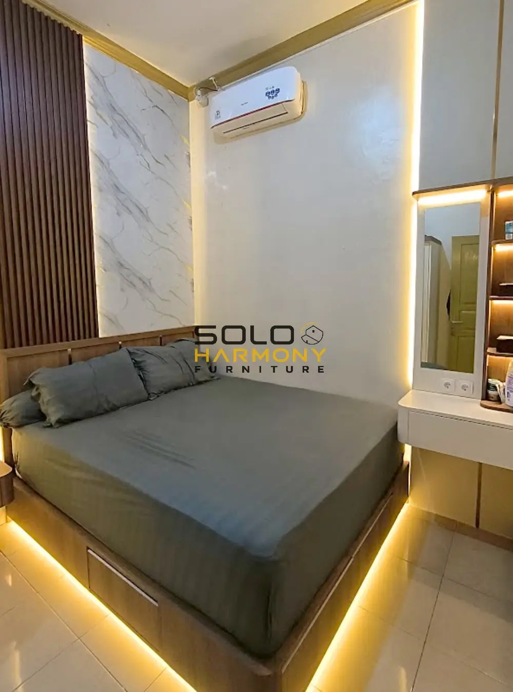 Set Kamar Modern Minimalis Elegan — Kak Azza — Interior foto 7 di Kartasura - Sukoharjo