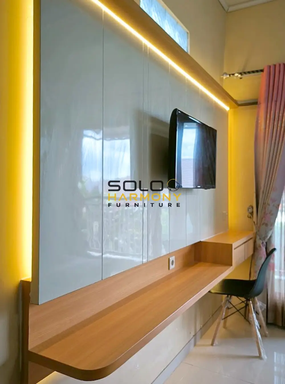 Backdrop TV & Meja Kerja Minimalis — Backdrop TV foto 5 di Sukohardjo