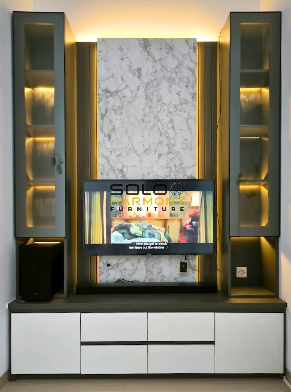 Backdrop TV Mewah Modern dengan Motif Marmer Minimalis — Backdrop TV foto 2 di Boyolali