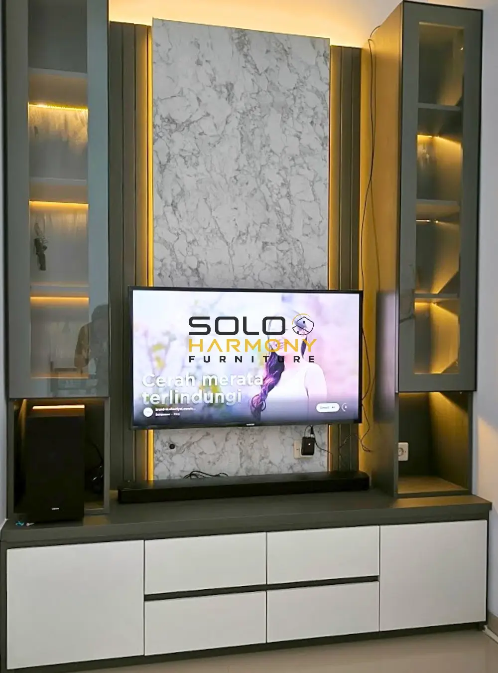 Backdrop TV Mewah Modern dengan Motif Marmer Minimalis — Backdrop TV foto 3 di Boyolali