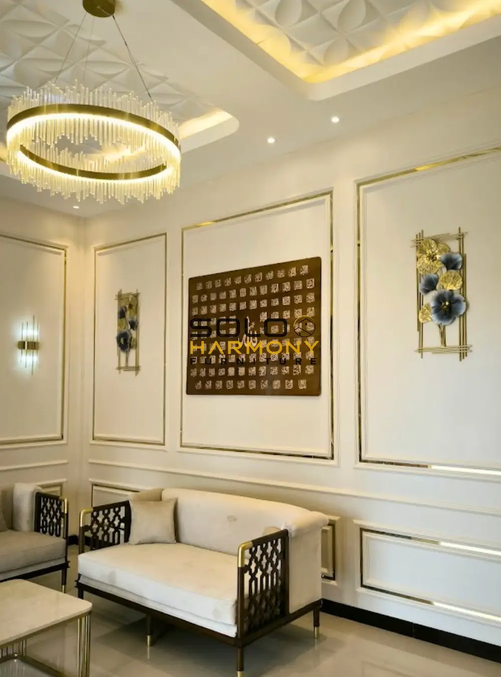 Set Ruang Tamu Minimalis Mewah Nuansa Gold — Interior foto 2 di Boyolali