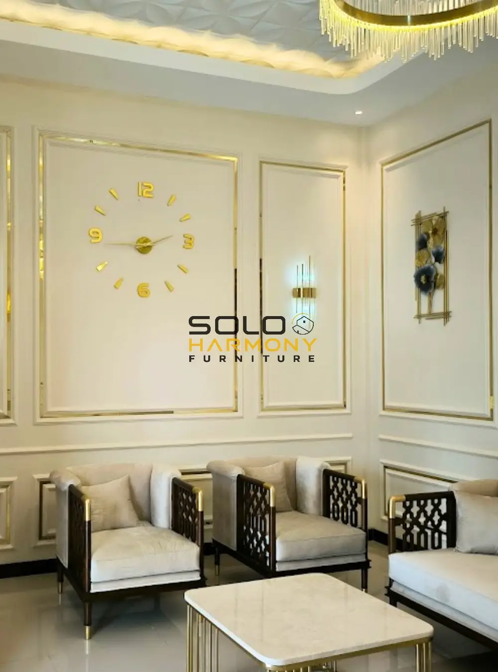 Set Ruang Tamu Minimalis Mewah Nuansa Gold — Interior foto 3 di Boyolali