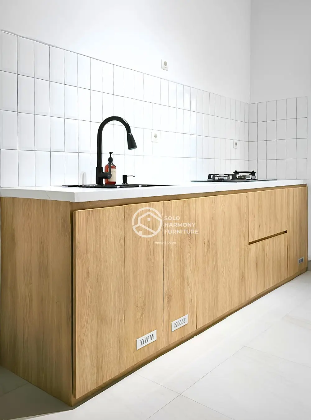 Kitchen Set Kayu Modern — Kitchen Set foto 2 di Salatiga