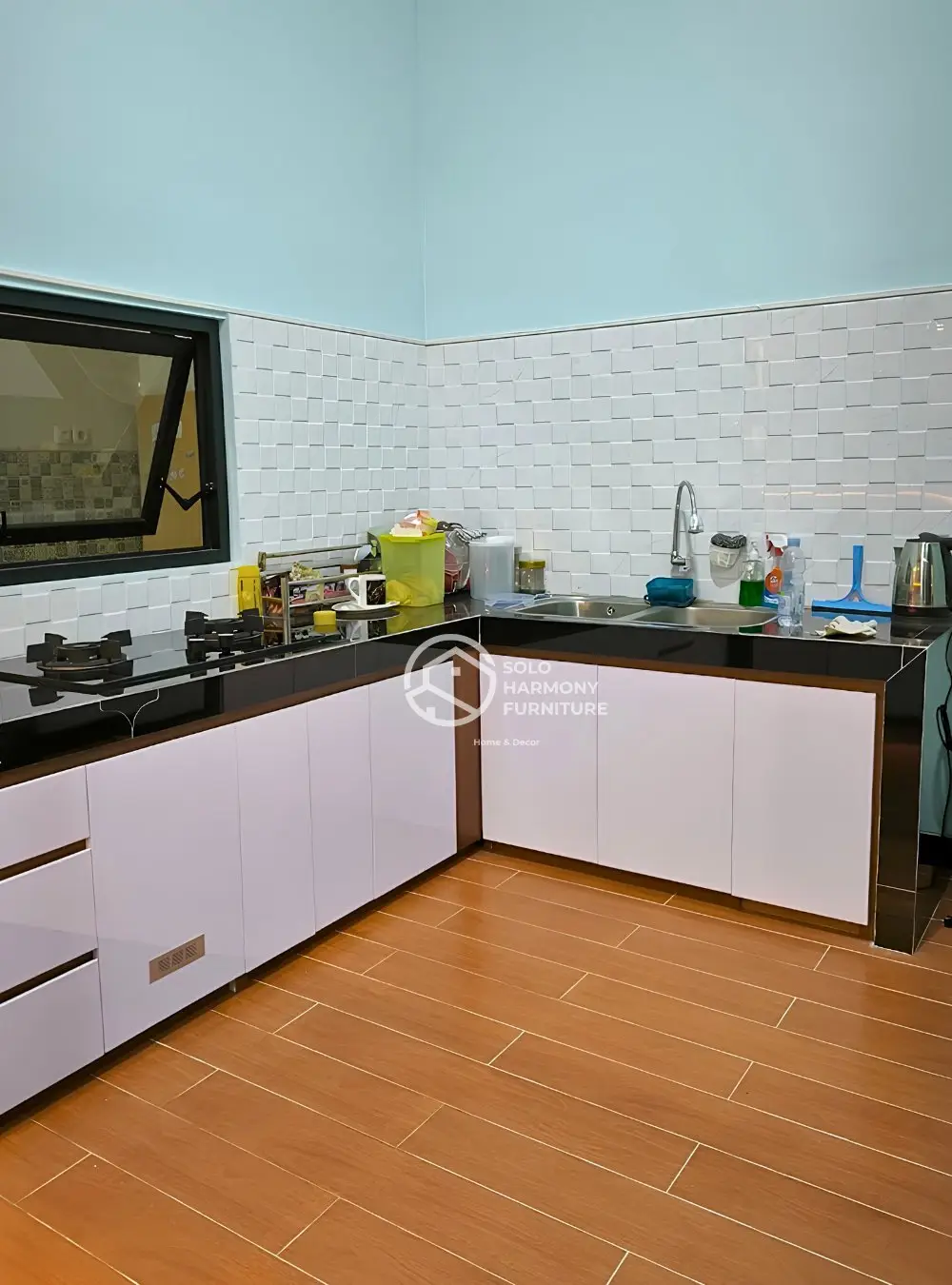 Modern Mini Bar & Kitchen Set — Kitchen Set foto 4 di Solo Baru, Sukoharjo
